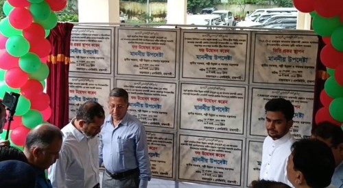 রাজশাহীতে ১২ টি উন্নয়ন প্রকল্পের  উদ্বোধন করলেন উপদেষ্টা আসিফ মাহমুদ