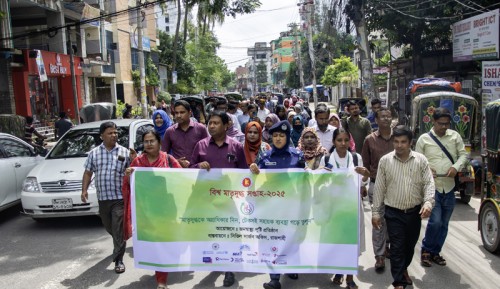 ‘মায়ের দুধ সৃষ্টিকর্তার সবচেয়ে বড় নেয়ামত’