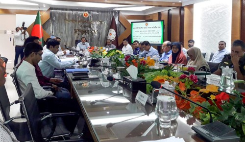 গোটা জাতি এখন নির্বাচনমুখী : বিভাগীয় কমিশনার