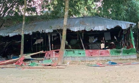 রাজশাহীতে খানকা ভাঙচুর করলেন ‘ক্ষুব্ধ জনতা’