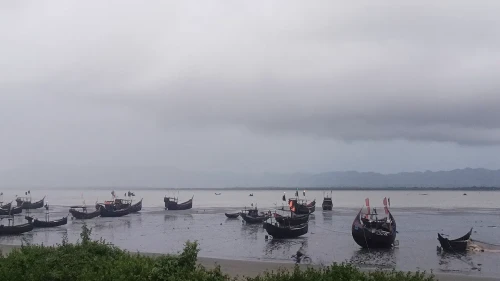 আরও ৪০ জেলেকে ধরে নিয়ে গেছে আরাকান আর্মি