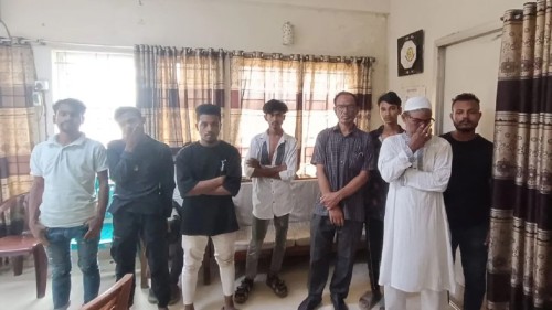 আ.লীগের ঝটিকা মিছিল থেকে গ্রেপ্তার ১১
