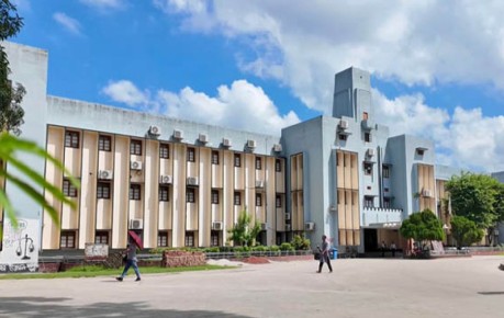 রাবিতে ‘কমপ্লিট শাটডাউন’ কর্মসূচি প্রত্যাহার