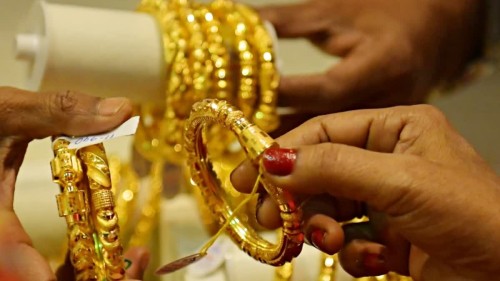 সোনার ভরি দুই লাখ ছুঁইছুঁই