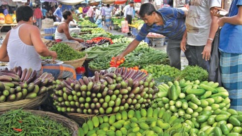 কমছে না নিত্যপণ্যের দাম