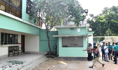 সেই হিমাগারে নির্যাতনের মামলা তুলে নিতে হুমকি, থানায় জিডি