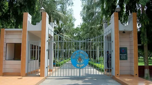 পুলিশ একাডেমি থেকে পালিয়েছেন ডিআইজি এহসানুল্লাহ