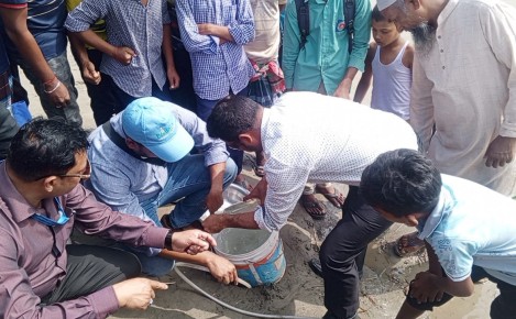 রাজশাহীর পদ্মায় মিথেন গ্যাসের অস্তিত্ব, পরীক্ষা করছে বাপেক্স