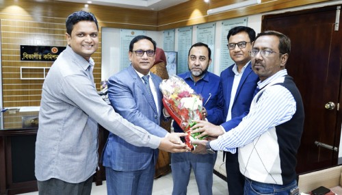 রাজশাহীর নবনিযুক্ত বিভাগীয় কমিশনারের সঙ্গে ক্যাব নেতৃবৃন্দের সাক্ষাৎ