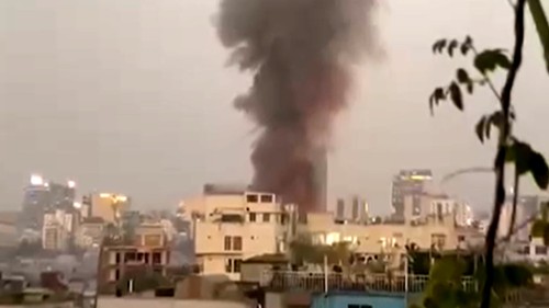 কড়াইল বস্তিতে ভয়াবহ আগুন