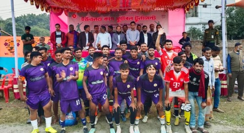 পবায় ইউএনও কাপ ফুটবলের ফাইনালে দর্শনপাড়া