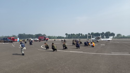 শাহ মখদুম বিমানবন্দরে ঝুঁকি মোকাবিলায় যৌথ নিরাপত্তা মহড়া