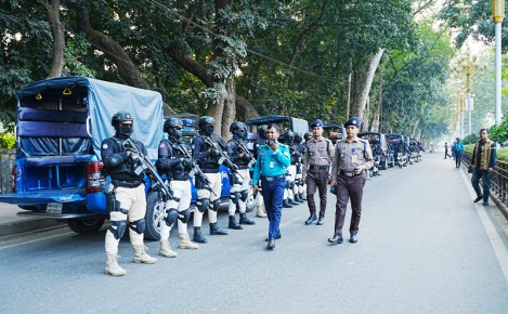 অপারেশনাল প্রস্তুতি নিশ্চিতে রাজশাহী নগরে পুলিশ পেট্রোলিং ড্রিল