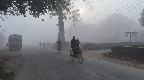 দেশে শৈত্যপ্রবাহ শুরু, তাপমাত্রা ৯ ডিগ্রিতে