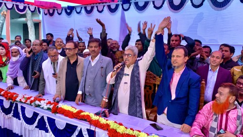 তারেক রহমানের স্বদেশ প্রত্যাবর্তন উপলক্ষে পবায় বিএনপির স্বাগত মিছিল’