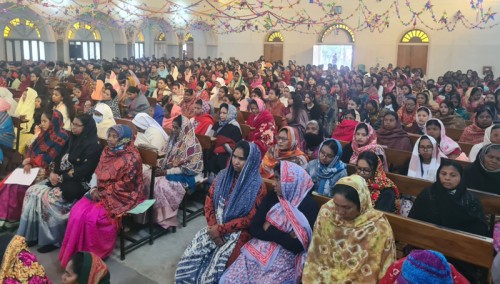 রাজশাহীতে বড়দিনের আয়োজনে মানুষের সুখ, শান্তি, সমৃদ্ধি ও কল্যাণ কামনা