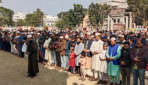 রাজশাহীতে খালেদা জিয়ার গায়েবানা জানাজায় হাজারো  মানুষের অংশগ্রহণ