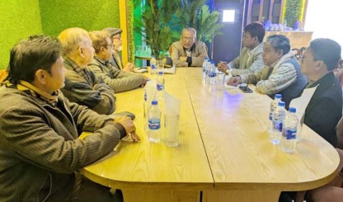 রাজশাহী এডিটরস ফোরামের সাথে বিএনপি প্রার্থী শরীফ উদ্দীনের মতবিনিময়