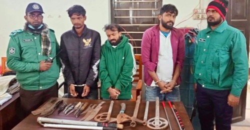 রাজশাহীর চিহ্নিত ‘চাঁদাবাজ’ চান সওদাগর দুই সহযোগীসহ আটক