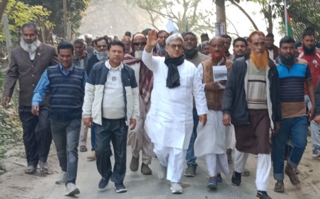 জামায়াতে ইসলামী রাজনীতির  নামে ধর্ম নিয়ে ব্যবসা  করছে : মিলন