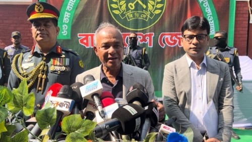 দিল্লিতে আ.লীগের সংবাদ সম্মেলন নিয়ে যা বললেন স্বরাষ্ট্র উপদেষ্টা