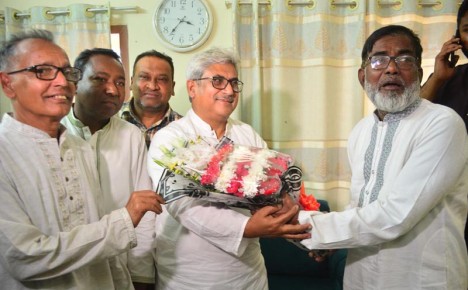 রাজশাহীর রাজনীতিতে সৌহার্দ্য ও সম্প্রীতির অনন্য দৃষ্টান্ত