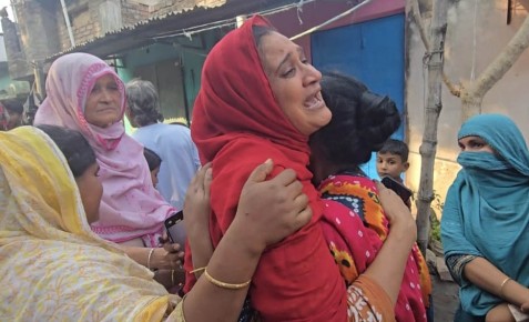 রাজশাহীতে প্রতিপক্ষের প্রকাশ্যে ছুরিকাঘাতে যুবক খুন