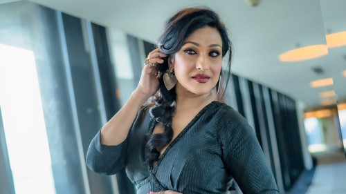 কাজ করতে চান না ঋতুপর্ণা