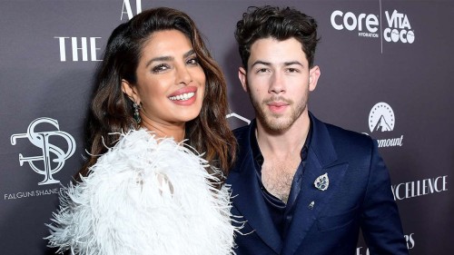 দাম্পত্য জীবন নিয়ে যা বললেন প্রিয়াঙ্কা