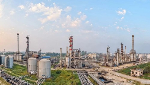 দেশের একমাত্র তেল শোধনাগার বন্ধ ঘোষণা