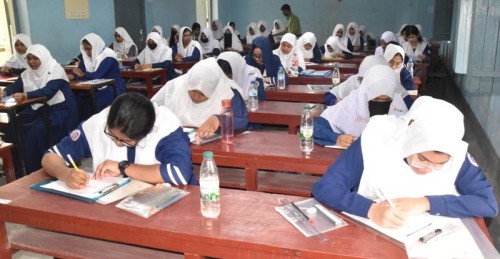 রাজশাহী বোর্ডে এসএসসির প্রথম দিন পরীক্ষা দিল ৯৯ শতাংশ পরীক্ষার্থী