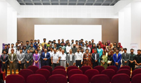 বরেন্দ্র বিশ্ববিদ্যালয়ে অনুষ্ঠিত হলো ক্যারিয়ার টক প্রোগ্রাম