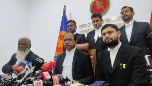 ‘সোজা গুলি করার’ নির্দেশ দিয়েছিলেন শেখ হাসিনা: চিফ প্রসিকিউটর