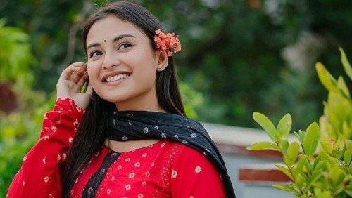 তটিনীর ‘অমর প্রেম’