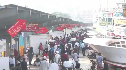 ঈদ শেষে ঢাকায় ফিরছে মানুষ, স্বস্তিদায়ক যাত্রা