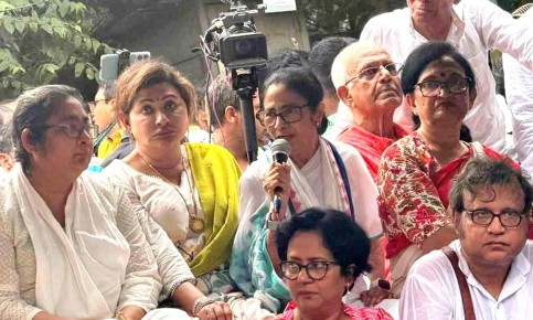 হাদি হত্যা নিয়ে বিস্ফোরক মন্তব্য করলেন মমতা