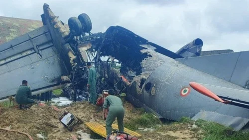 আসামে ভারতীয় বিমানবাহিনীর উড়োজাহাজ বিধ্বস্ত, ৫ সেনা নিহত