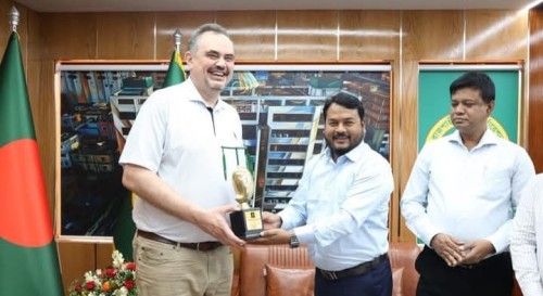 রাসিক প্রশাসকের আতিথেয়তায় মুগ্ধ মার্কিন রাষ্ট্রদূত
