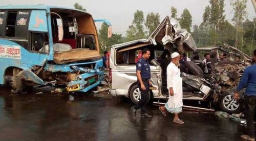 জুনে সড়ক দুর্ঘটনায় ৪৩৮ জন নিহত