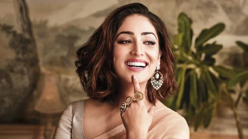 যেভাবে রাতারাতি পাল্টে গেল ইয়ামির জীবন