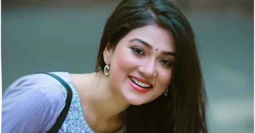বিরতি শেষে ফিরলেন জীম