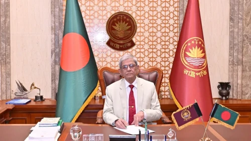 সপরিবারে বঙ্গভবনে রাষ্ট্রপতি মির্জা ফখরুল ইসলাম আলমগীর