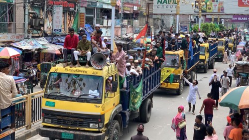 রাজশাহীতে উৎসবমুখর পরিবেশে পবিত্র ঈদে মিলাদুন্নবী পালিত