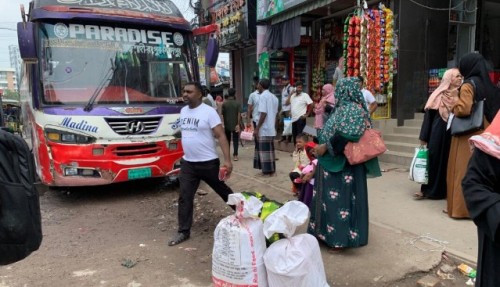 রাজশাহী থেকে সারাদেশে বাস চলাচল স্বাভাবিক