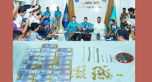 রাজশাহীর জুয়েলার্সে চুরির ঘটনায় গ্রেপ্তার ৮, স্বর্ণ ও টাকা উদ্ধার