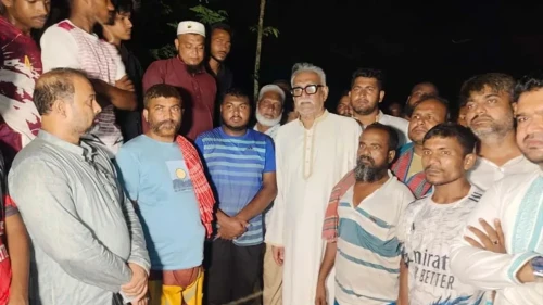 এমপি চাঁদের তৎপরতায় ১১ দিন পর মুক্তি পেলেন ভারতে আটক বাঘার পাঁচ ব্যক্তি