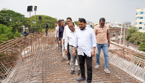 রাজশাহীতে নির্মাণাধীন তিনটি ফ্লাইওভার পরিদর্শন করলেন রাসিক প্রশাসক